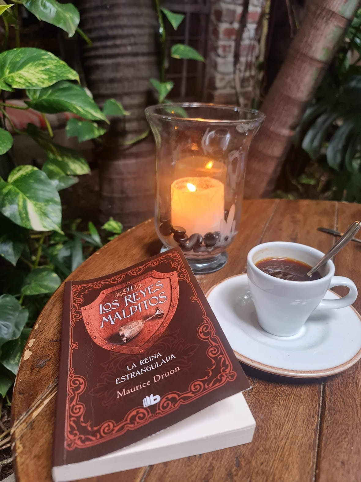 Octubre 1 de 2023 - La Reina Estrangulada - Maurice Druon